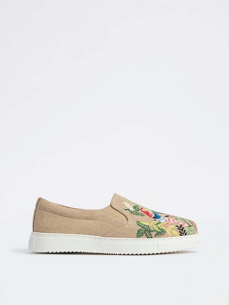 LUNA BLU Beige Embroidered Loafers