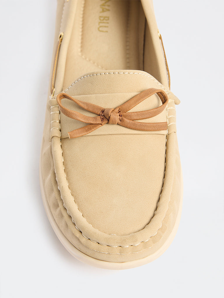 LUNA BLU Ivory Bow-Detailed Loafers