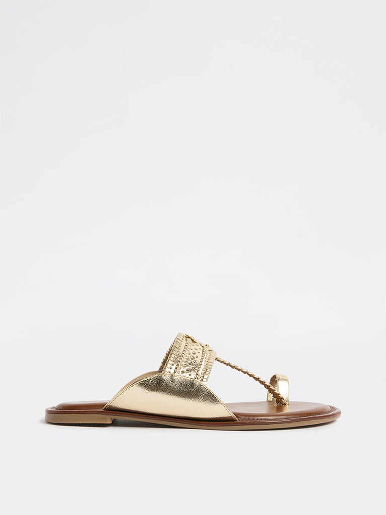 LUNA BLU Light Gold Braided Kolhapuri Sandals