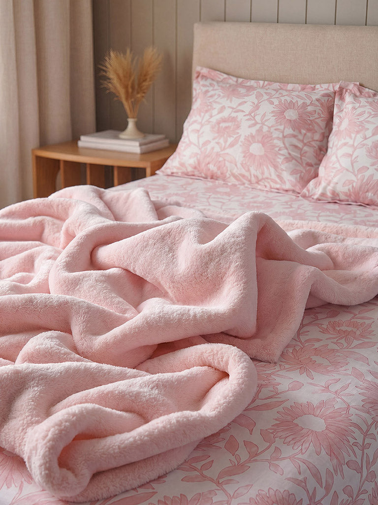 Westside Home Pink Queen Bed Fleece Blanket