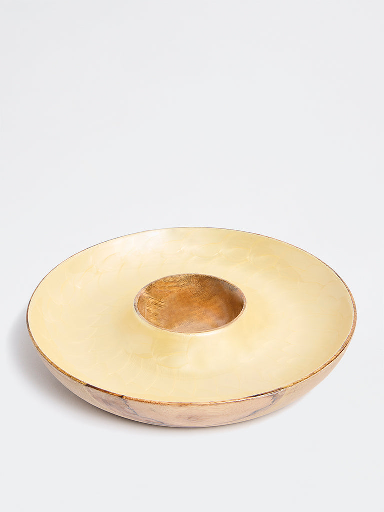 Westside Home Yellow Shell Design Wooden Chip and Dip