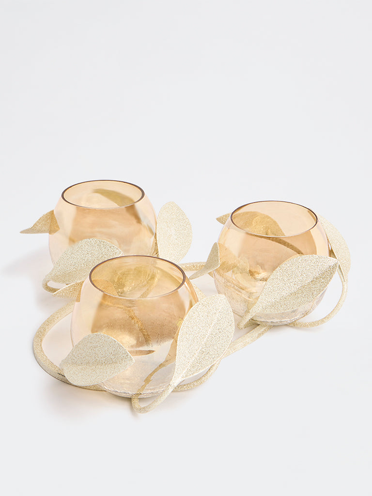 Westside Home White Oval Tripple Leaf Candle Stand