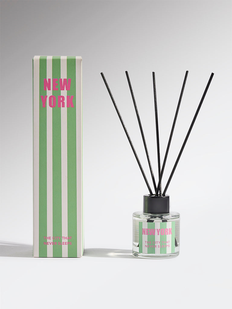 Westside Home Green New York Fragrance Diffuser with Five Reed Sticks