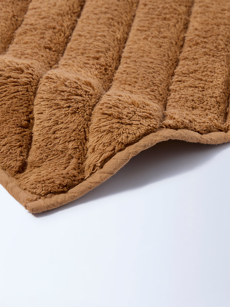 Westside Home Brown Diagonal Striped Bath Mat