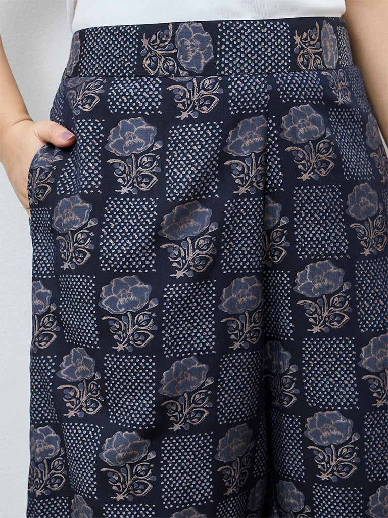 Diza Black Floral Design Ethnic Pants