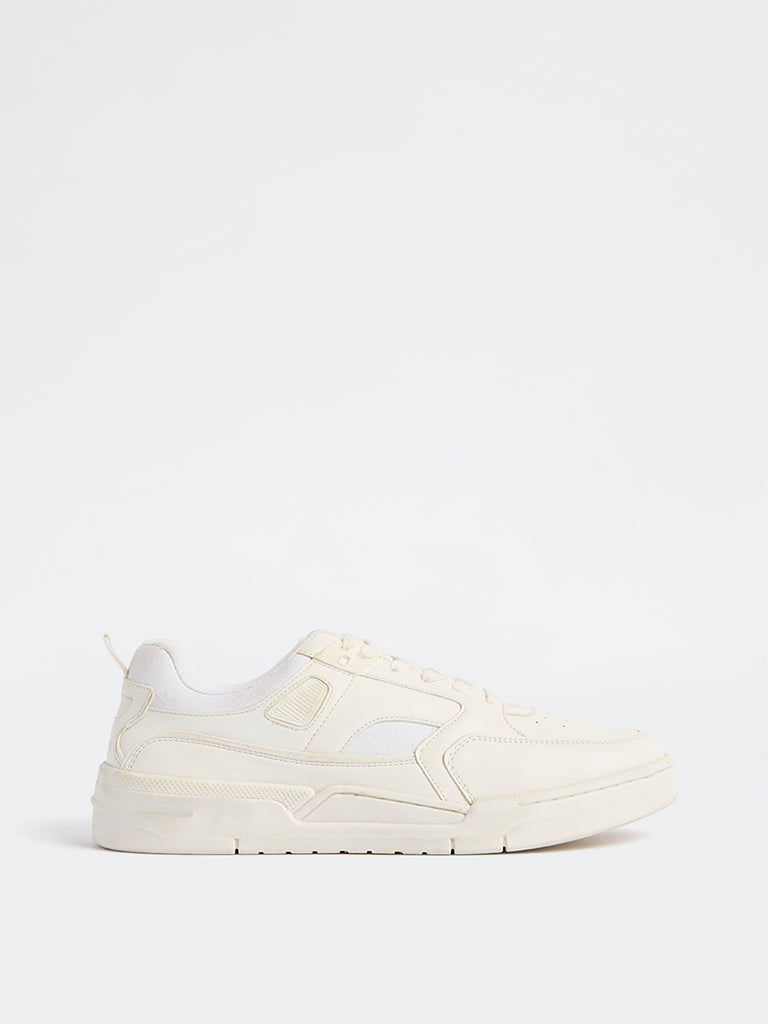 SOLEPLAY White Perforated Lace-Up Sneakers