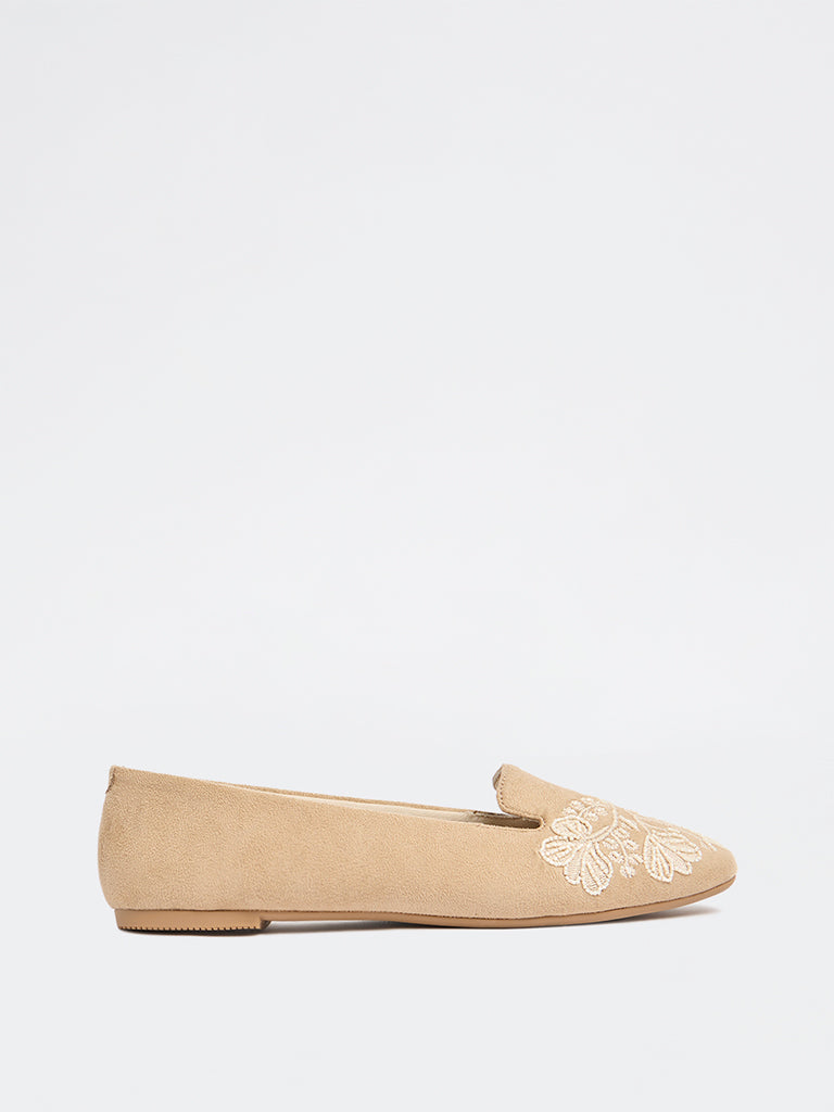 LUNA BLU Beige Suede Floral Embroidered Loafers