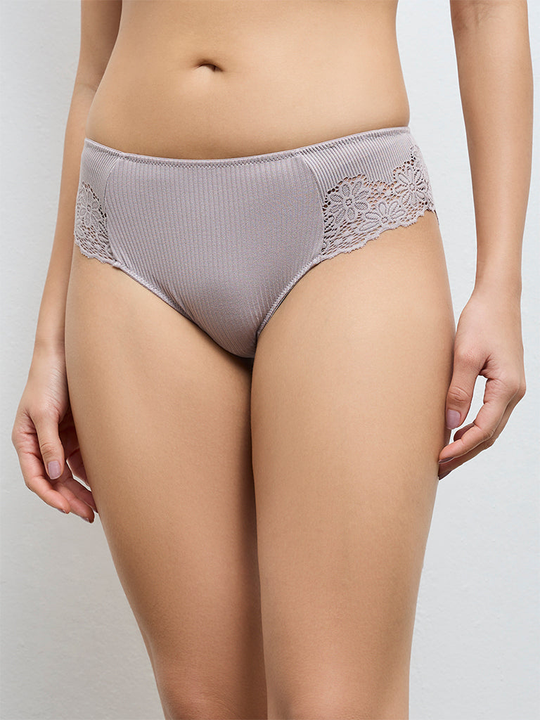 Wunderlove Light Grey Lace-Detailed Hipster Briefs
