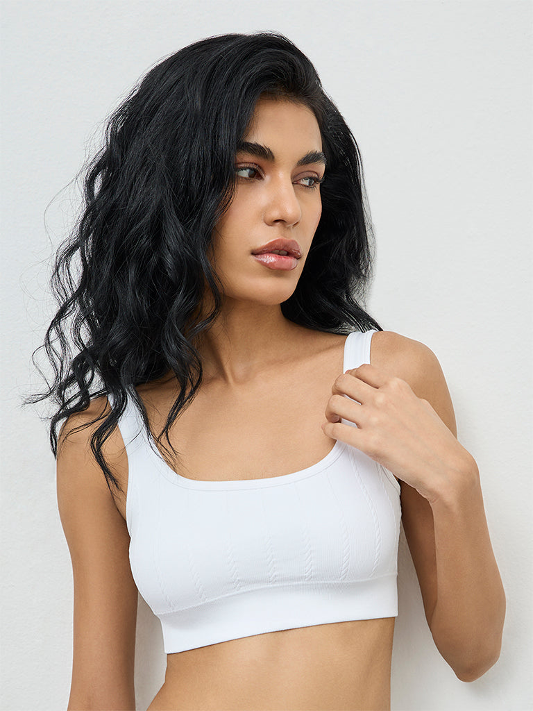 Superstar White Knit-Textured Seam-Free Padded Bra