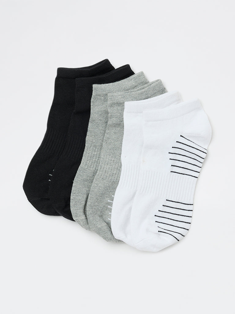 WES Lounge Grey Striped Cotton-Blend Ankle Length Socks - Pack of 3