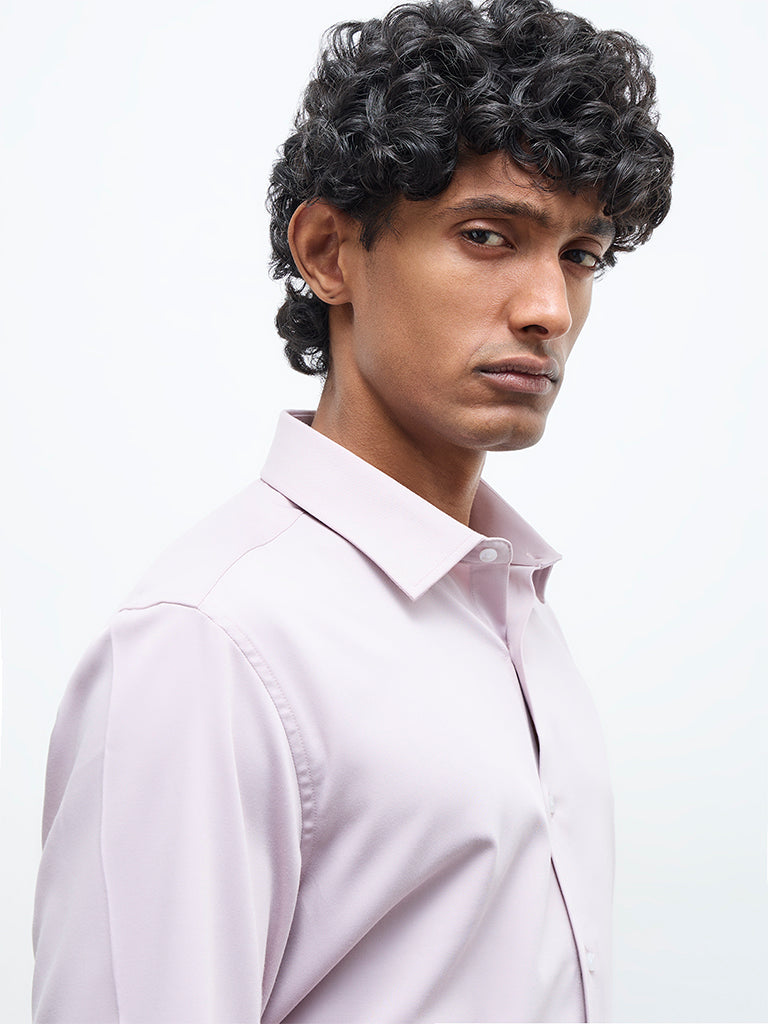 WES Formals Dusty Pink Solid Slim-Fit Shirt