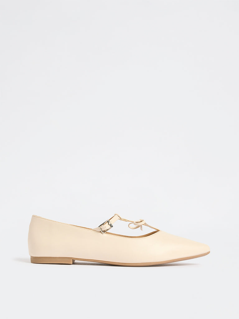 LUNA BLU Ivory Bow Detailed Mary Jane Shoes