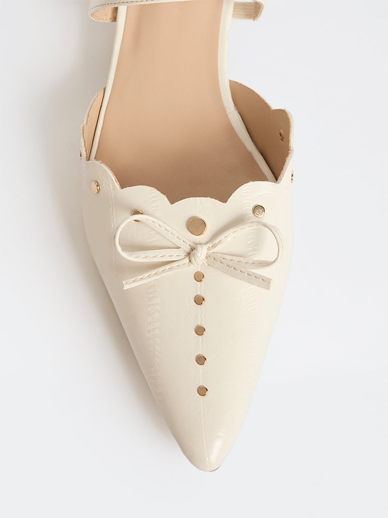 LUNA BLU Ivory Pointed Toe Mules