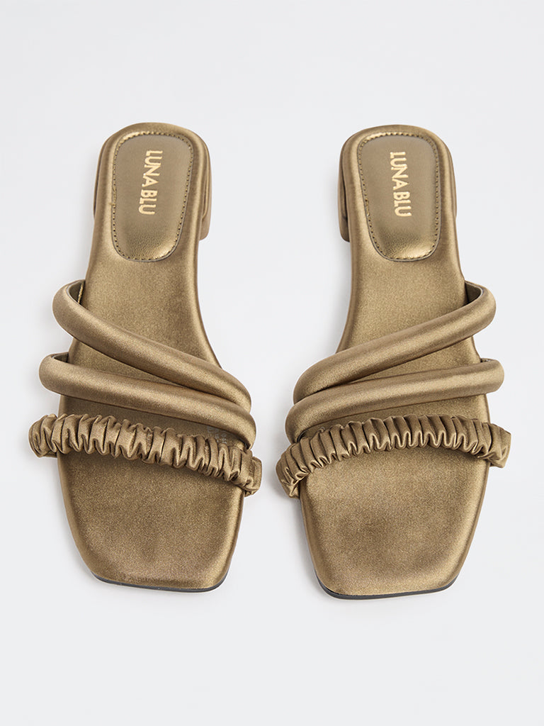 LUNA BLU Olive Puff-Strap Sandals