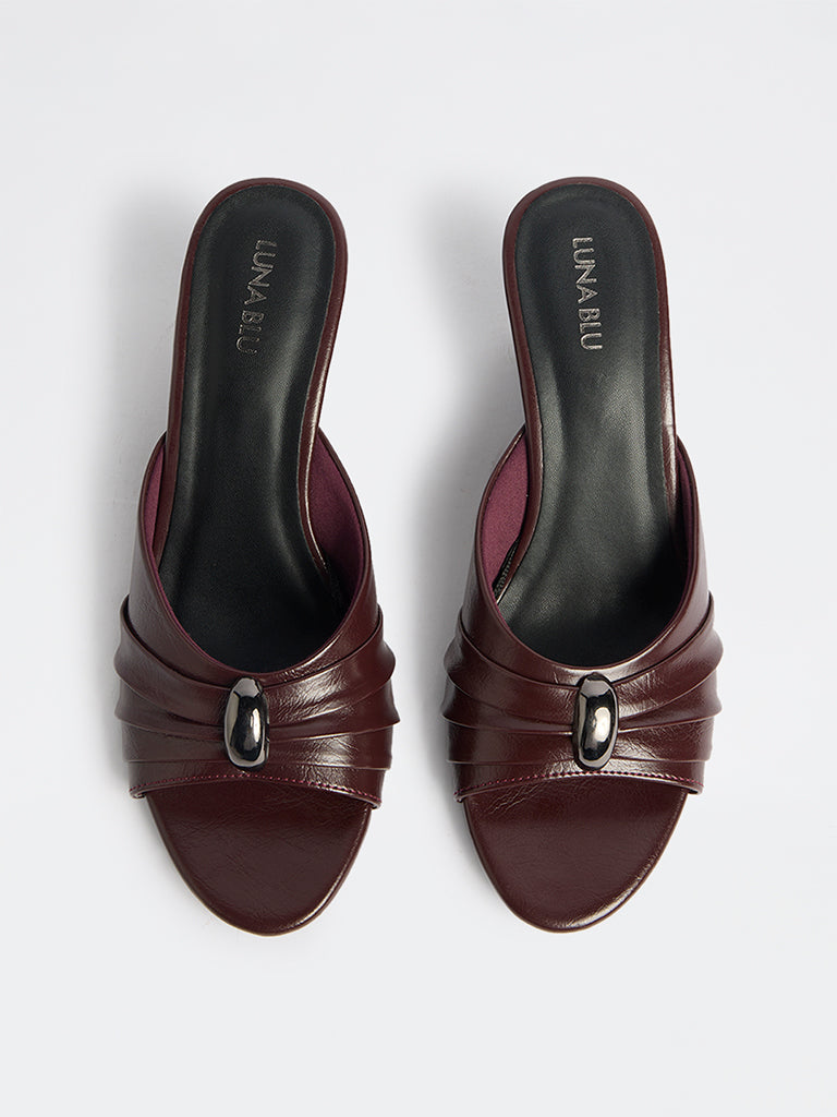 LUNA BLU Burgundy Metallic Design Wedge Sandals