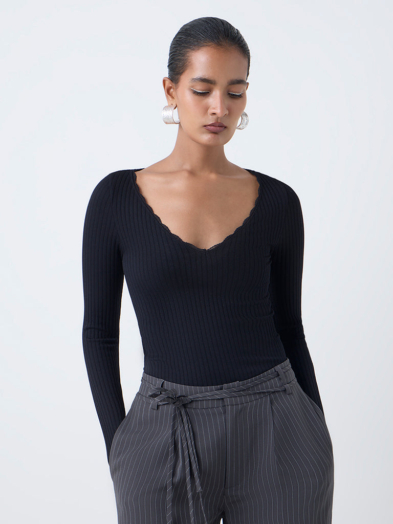 Wardrobe Black Ribbed-Textured Top