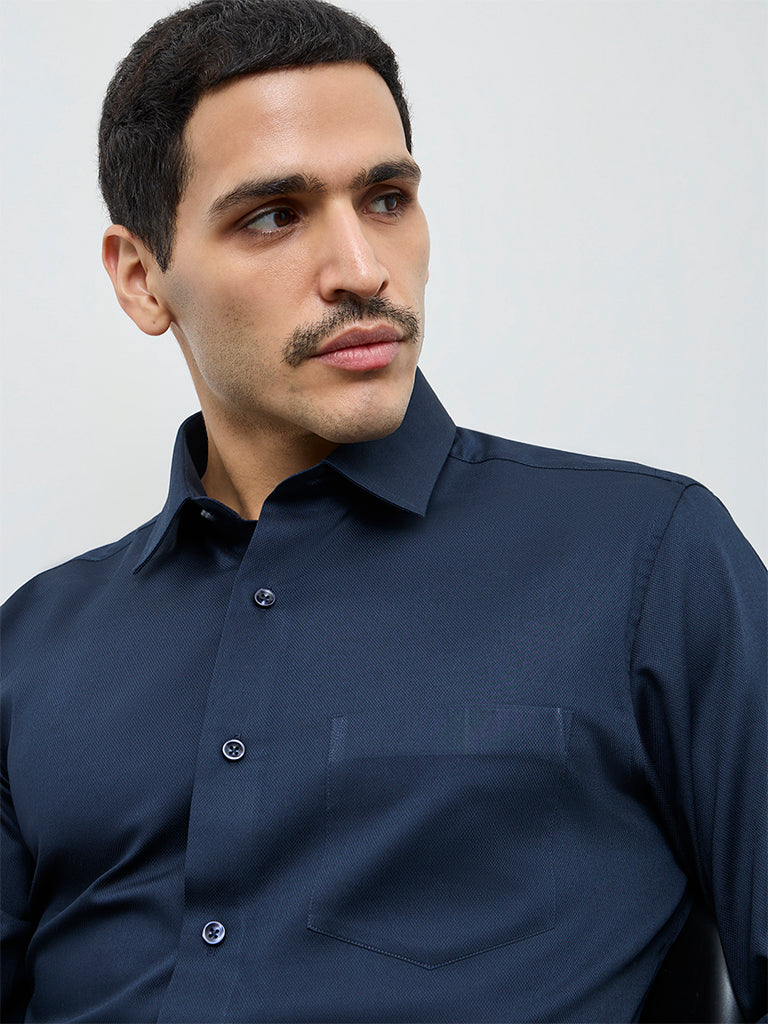 WES Formals Navy Solid Relaxed-Fit Cotton Shirt