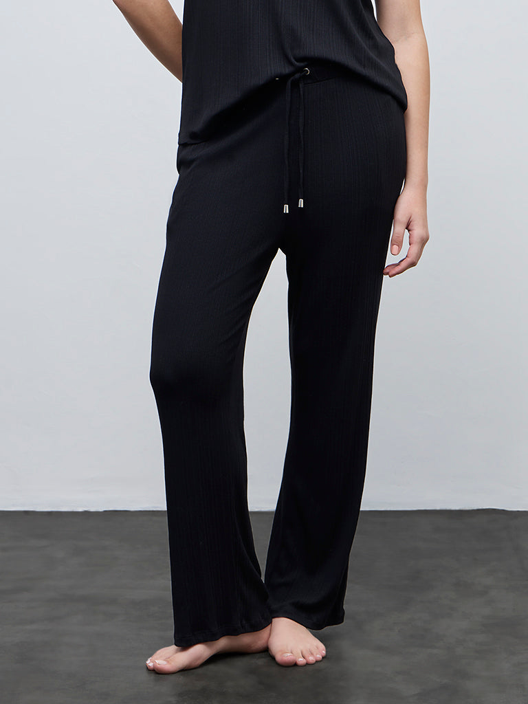 Wunderlove Black Ribbed-Textured High-Rise Pants