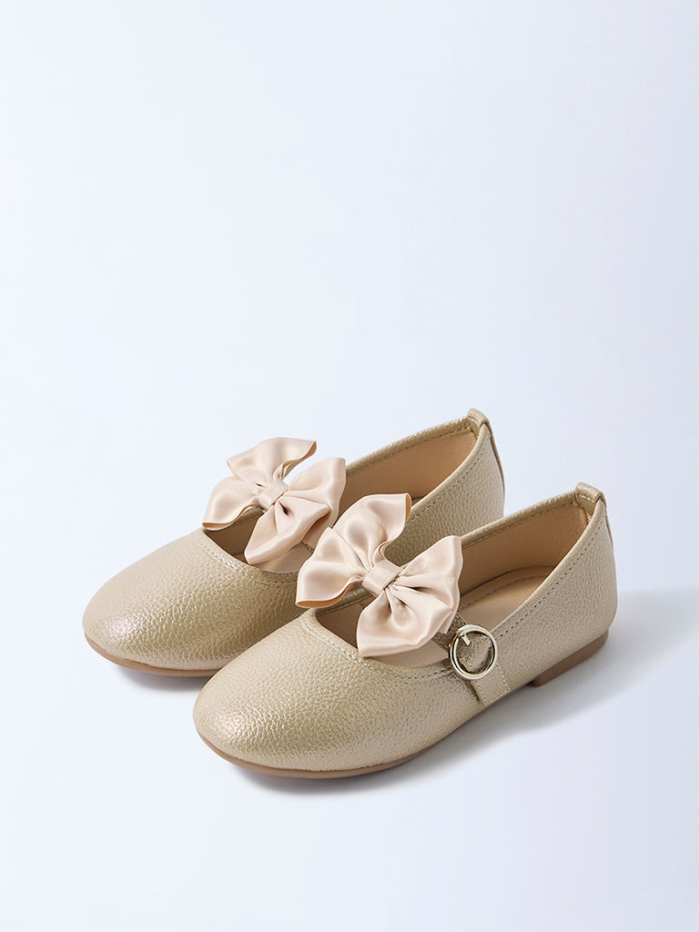 Yellow Gold Bow-Detailed Ballerina