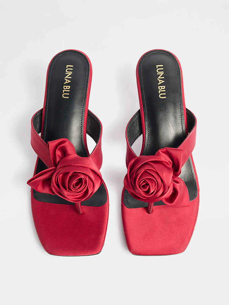 LUNA BLU Red Floral Detailed Sandals