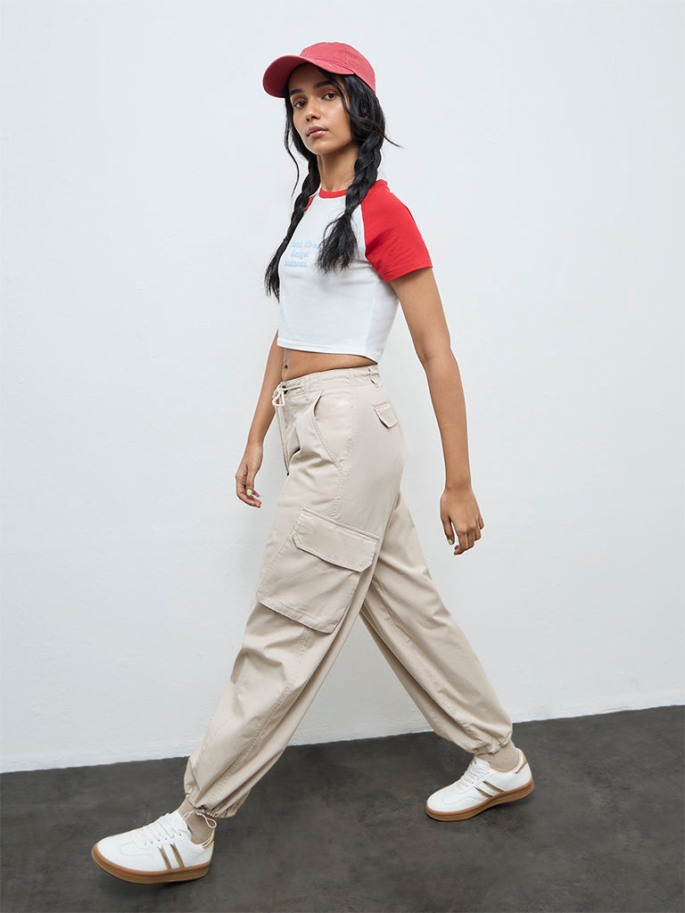 Nuon Red Text Design Cotton-Blend T-Shirt