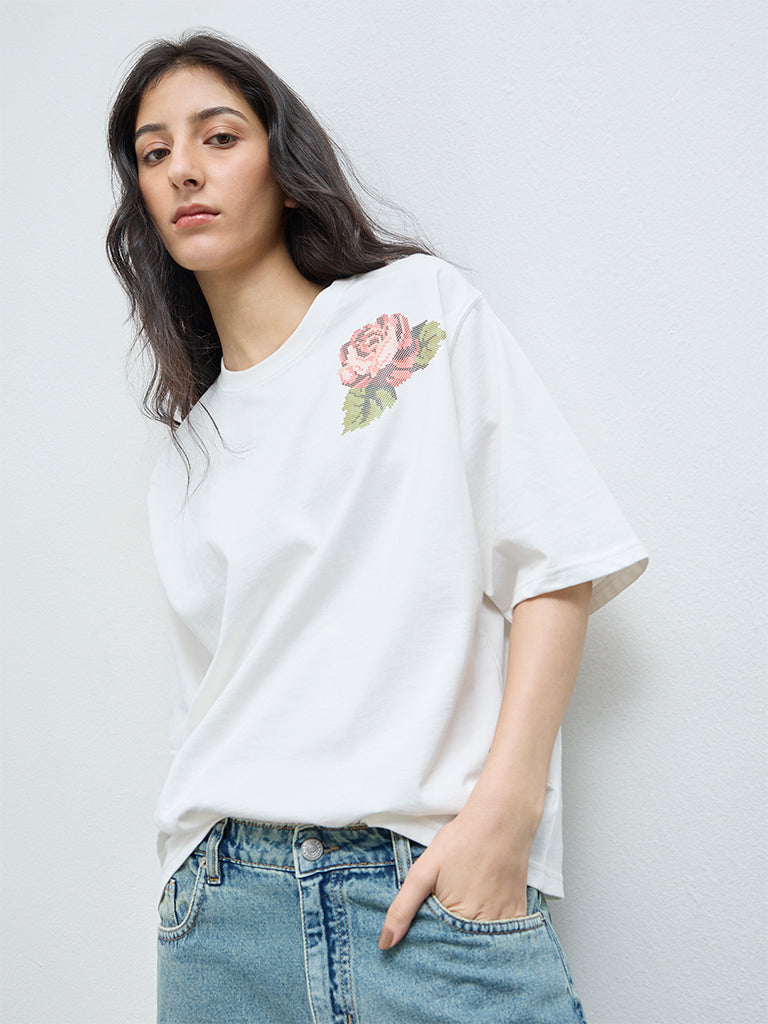 Nuon White Printed Cotton T-Shirt