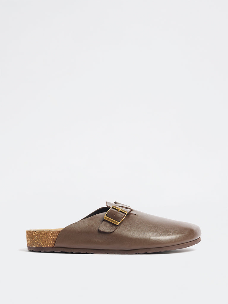 SOLEPLAY Brown Buckle Clogs