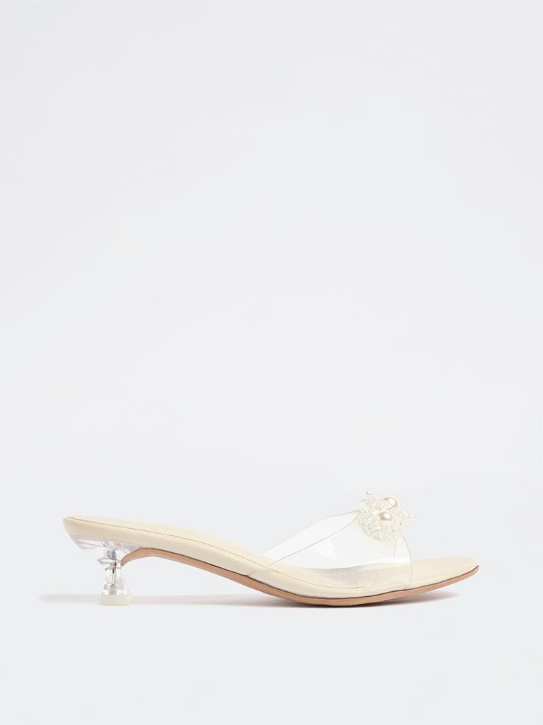 LUNA BLU Ivory Pearl Embellished Vinyl Strap Sandals