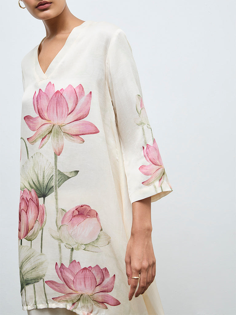 Zuba Off-White Floral Printed A-Line Kurta