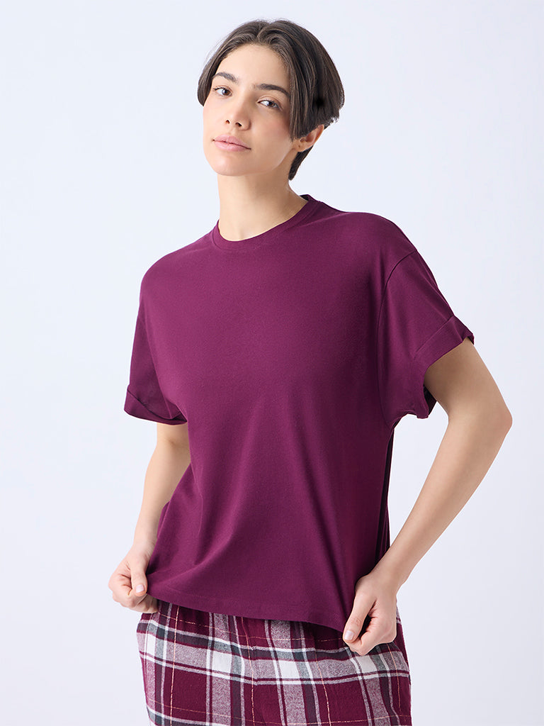 Wunderlove Wine Solid Cotton T-Shirt