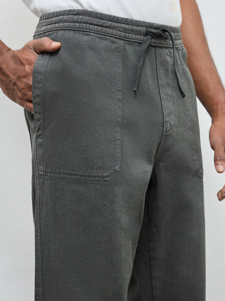 WES Casuals Olive Solid Relaxed-Fit Mid-Rise Cotton Chinos