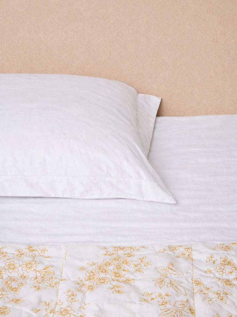 Westside Home Yellow Floral Printed Reversible Queen Bed Comforter