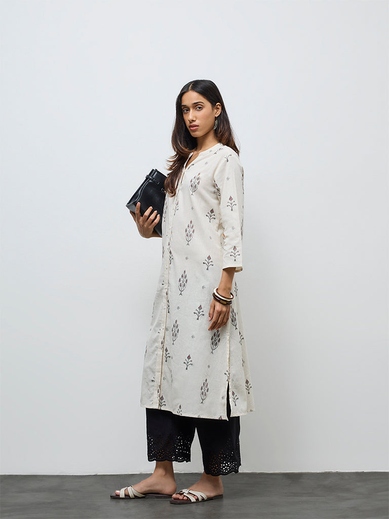 Utsa Off-White Ikat Cotton-Blend A-Line Kurta