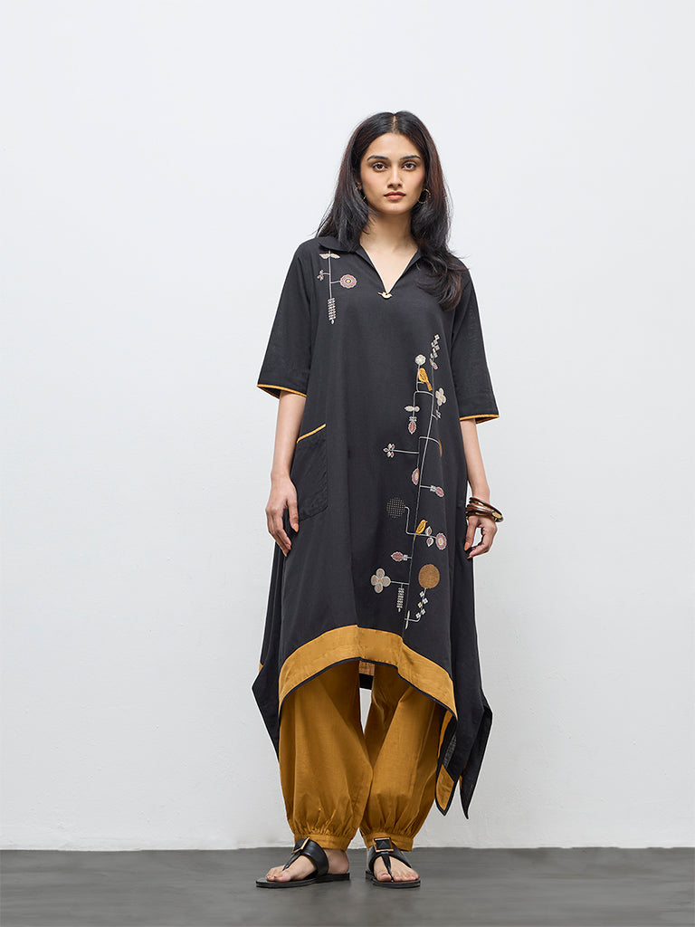 Utsa Black Foliage Printed Cotton A-Line Kurta