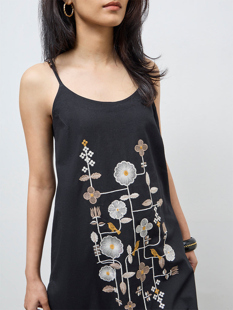 Utsa Black Floral Embroidered Cotton-Blend A-Line Kurta