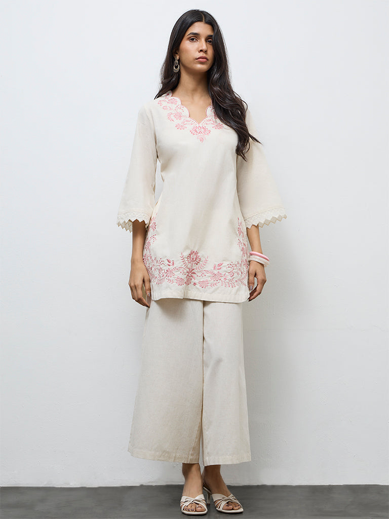 Utsa Off-White Floral Embroidered Cotton-Blend A-Line Kurta