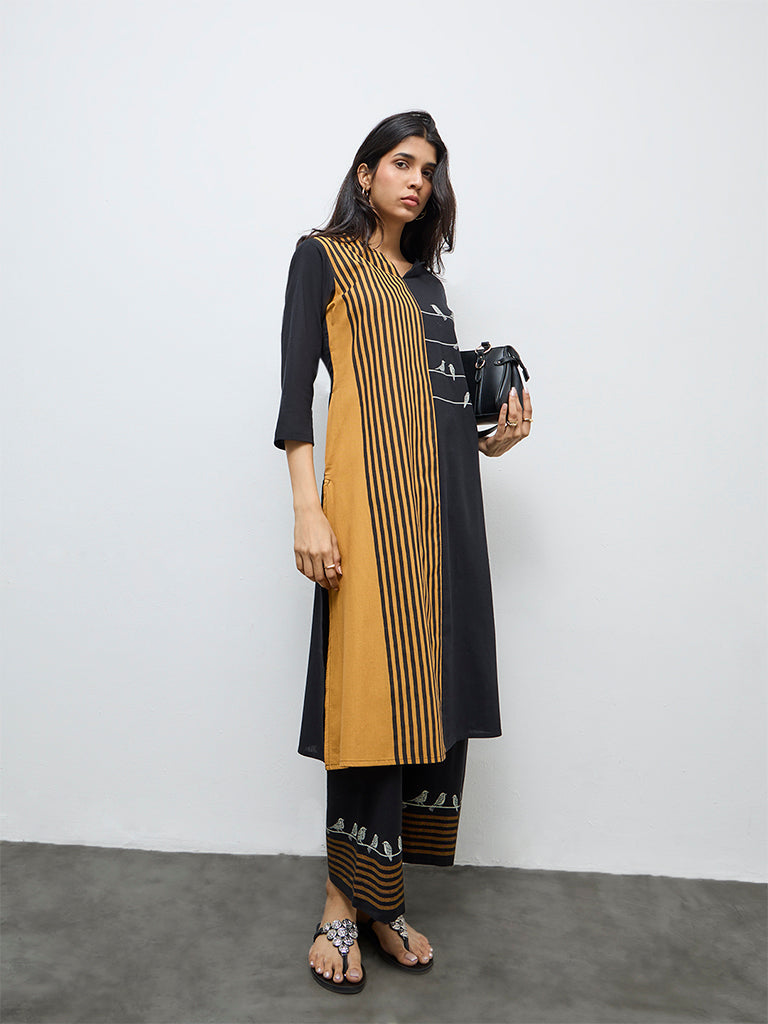 Utsa Black Printed Cotton-Blend Pants