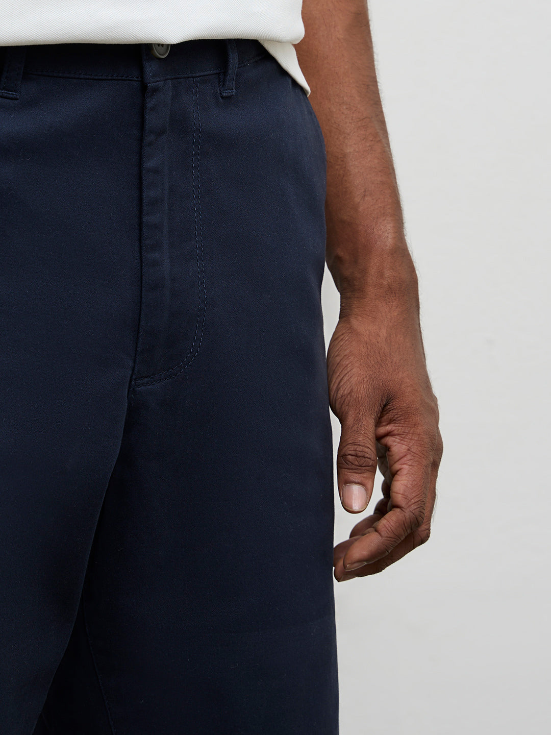 WES Casuals Navy Relaxed-Fit Mid-Rise Cotton-Blend Shorts