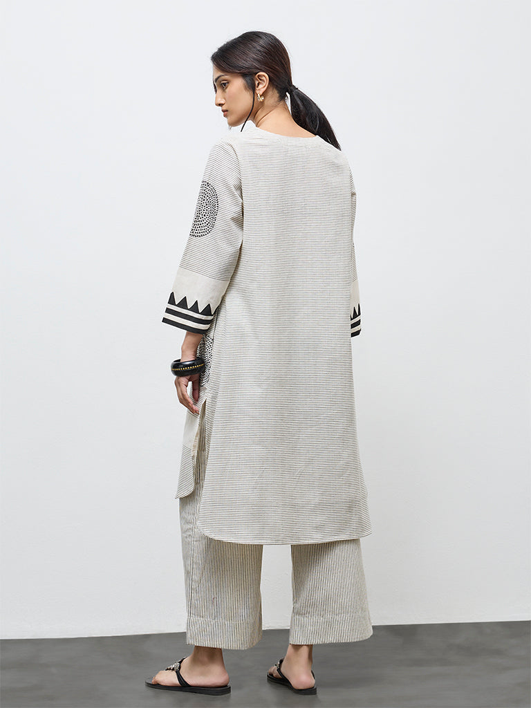 Utsa Off-White Printed Cotton-Blend A-Line Kurta