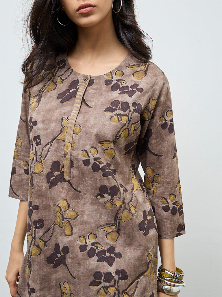 Utsa Taupe Batik Leaf Design Cotton Straight Kurta