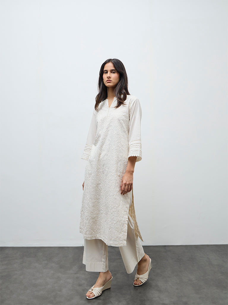 Zuba White Floral Embroidered A-Line Cotton Kurta