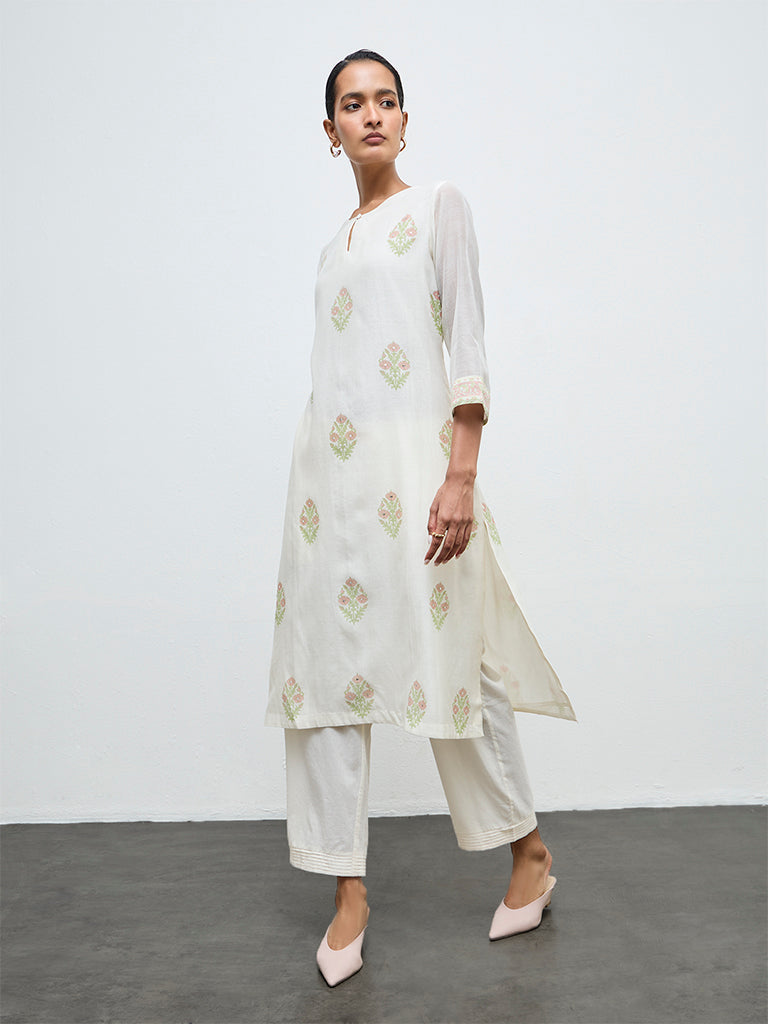 Zuba Off-White Floral Design Cotton-Blend A-Line Kurta