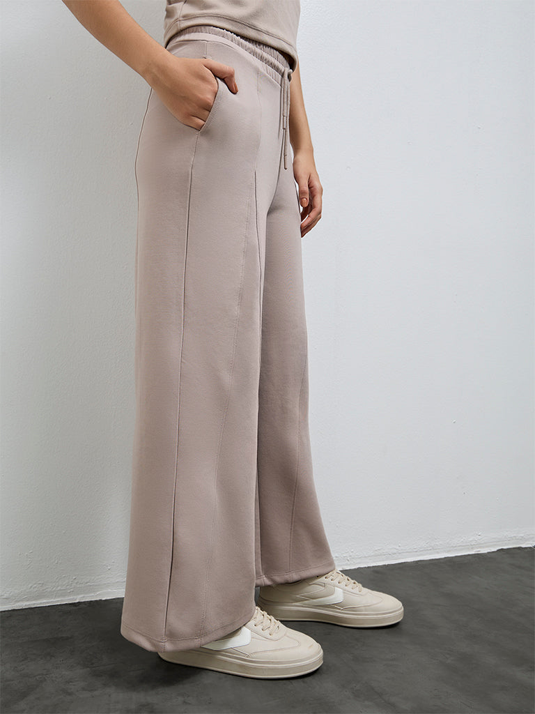 Nuoflexx Dusty Taupe Solid High-Rise Track Pants