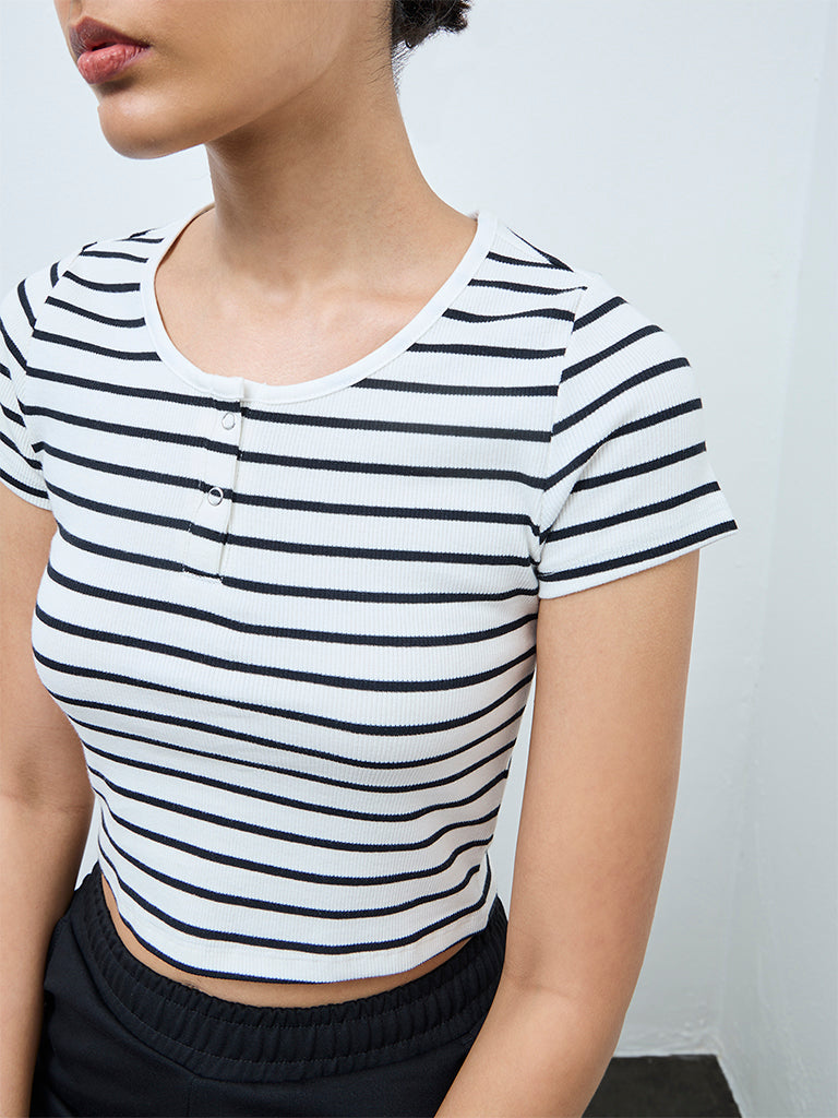 Nuoflexx White Striped Cotton-Blend T-Shirt