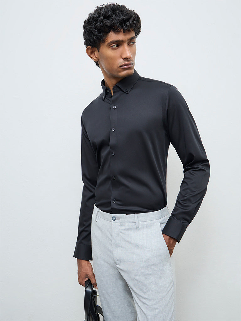 WES Formals Black Solid Slim-Fit Cotton Shirt