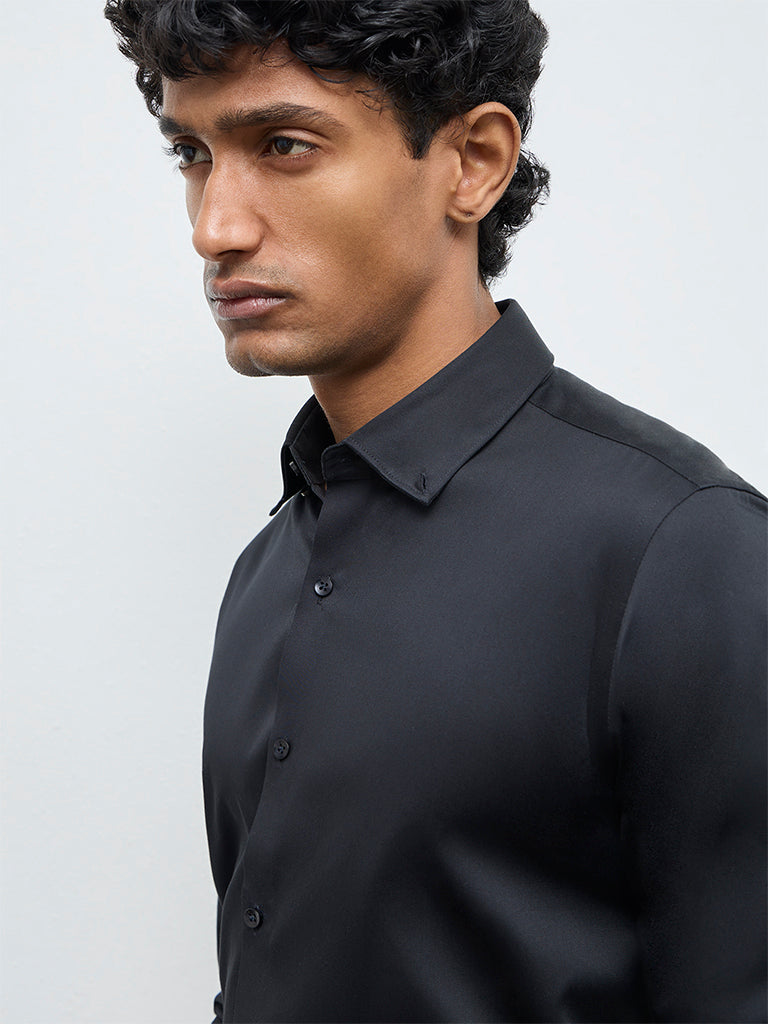 WES Formals Black Solid Slim-Fit Cotton Shirt
