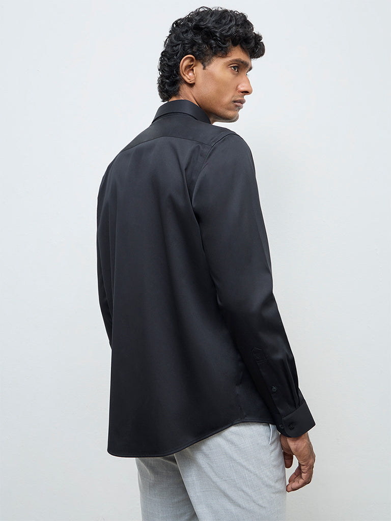 WES Formals Black Solid Slim-Fit Cotton Shirt