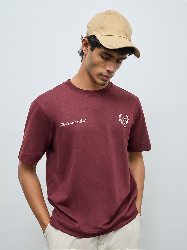 Nuoflexx Burgundy Printed Relaxed-Fit Cotton-Blend T-Shirt