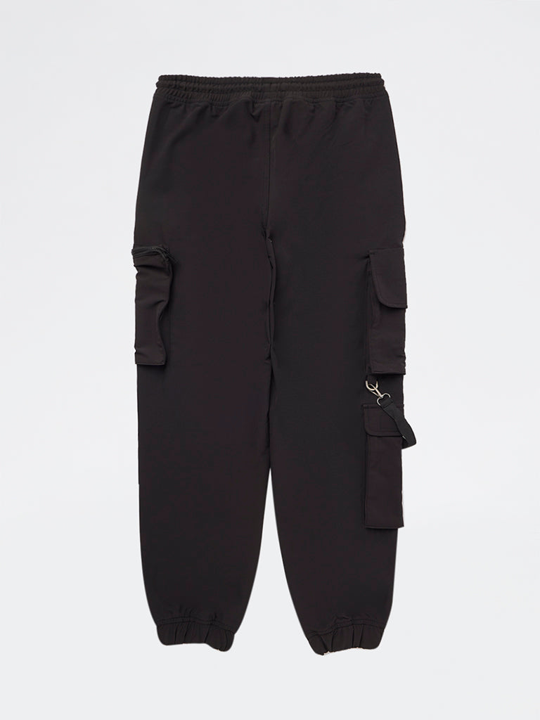Boys Black Mid-Rise Cargo Pants