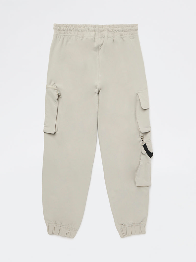 Boys Beige Mid-Rise Cargo Pants